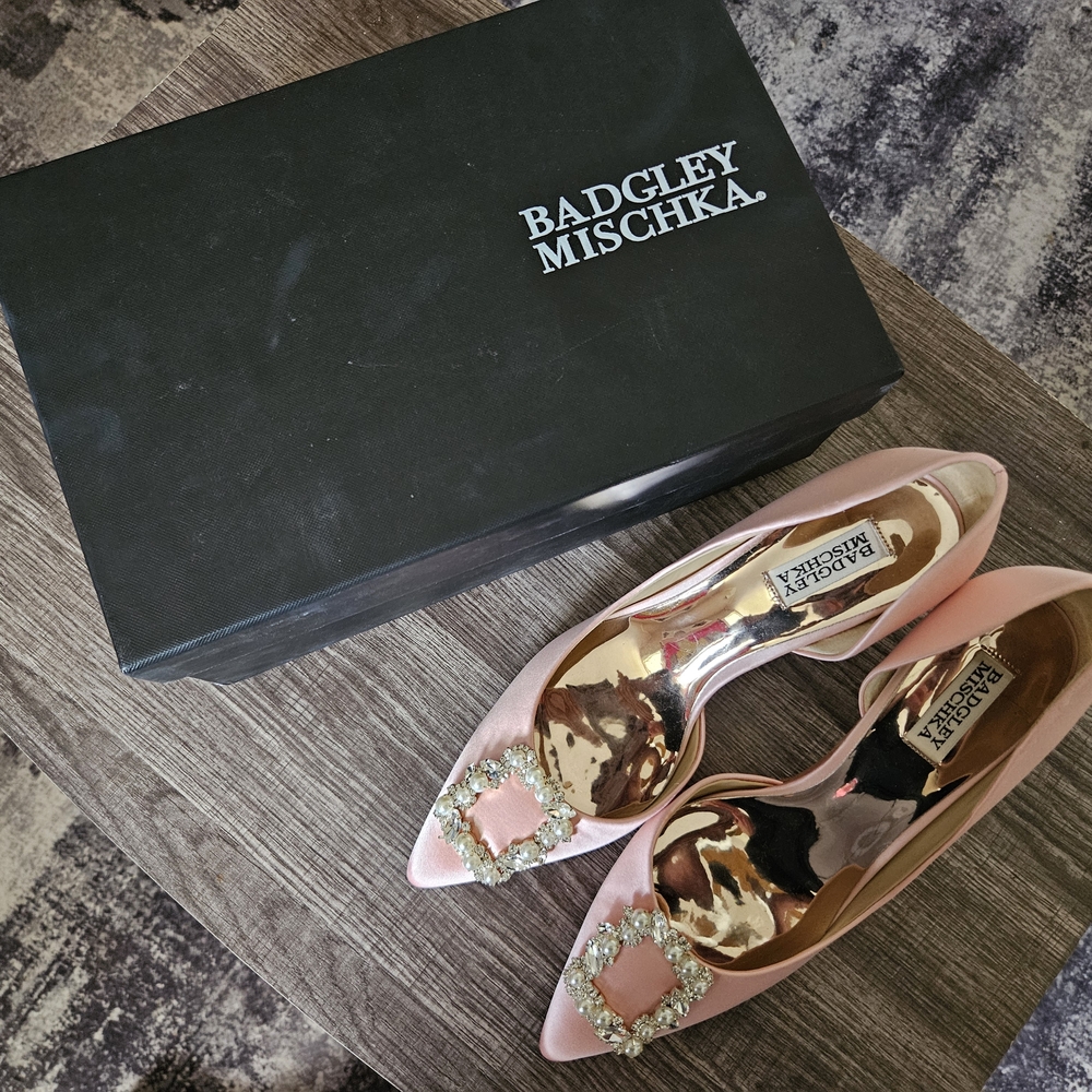 Badgley Mischka Pink Embellished Women's Shoes Sz 9 - Picture 2 of 8